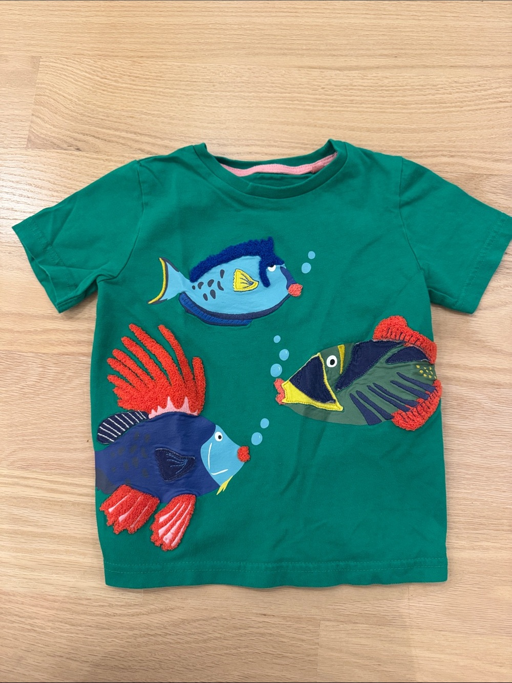 Mini Boden | Green Kids Short Sleeve Tee with Colorful Fish Appliqués